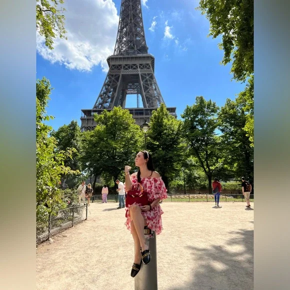 GIVEAWAY Listing. โก๏ธ๐๐๏ธ๐๏ธ - Picture 1 of 1